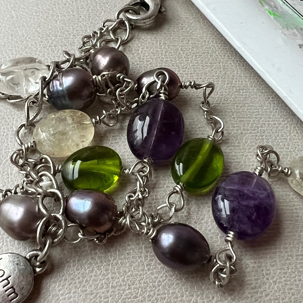 AMETHYST PEARL WHITE QUARTZ PERIDOT GREEN GLASS BEADS SILVER NECKLACE